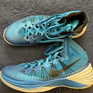 Nike Hyperdunk Basketball Shoes